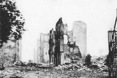 El bombardeo de Guernica, histórica villa El bombardeo de Guernica, histórica villa